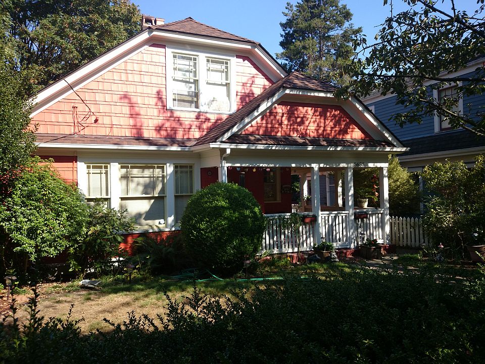 2nd image of 5632 20th Ave NE