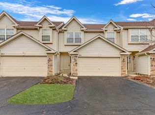 1861 Maplewood Ct, Grayslake, IL 60030