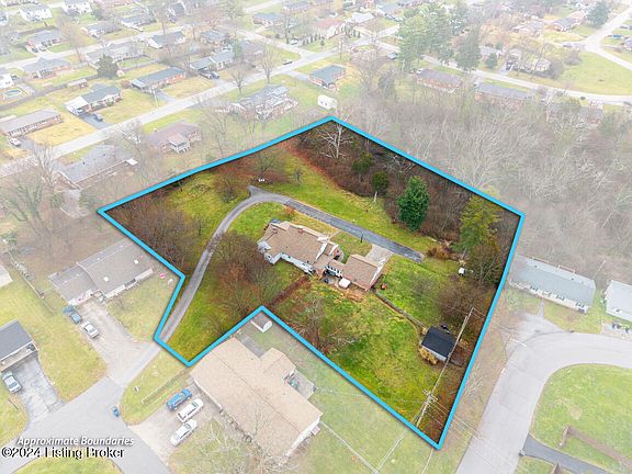 2nd image of 621 Clover Dr
