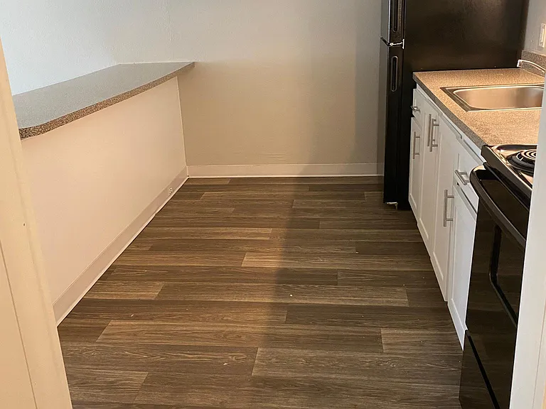 17873 Thelma Ave #1 — Photo 6