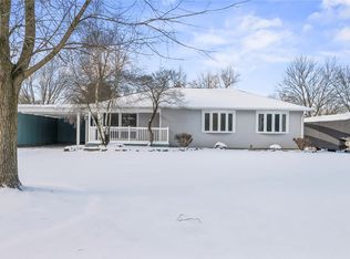 302 Sunset Blvd, Hermitage, PA 16148