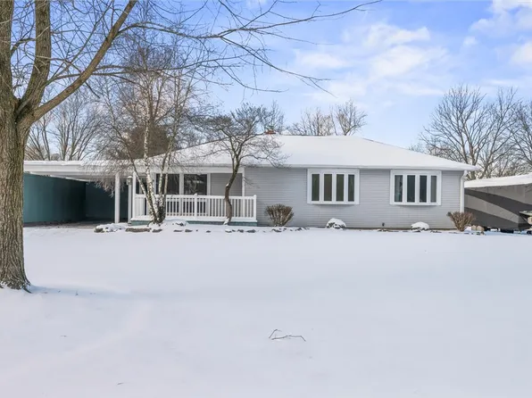 302 Sunset Blvd, Hermitage, PA 16148