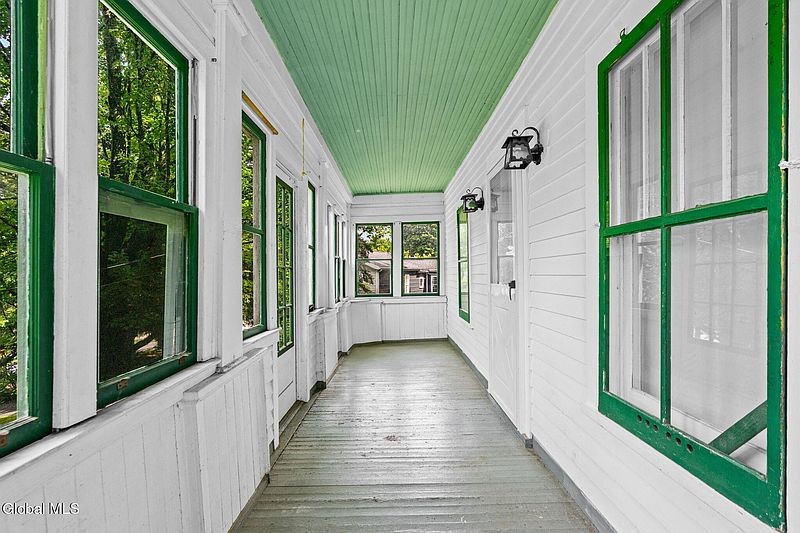 3rd image of 120 Leversee Road
