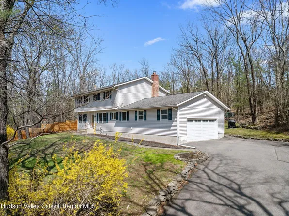 14 Barbaras Court, Saugerties, NY 12477