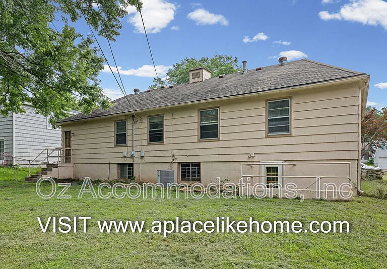 8810 Benson St — Photo 3
