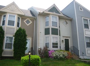 3465 Caledonia Cir, Woodbridge, VA 22192