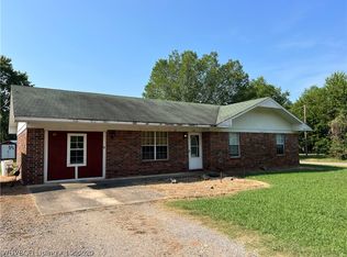 303 Walker St, Heavener, OK 74937