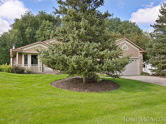 3rd image of 2226 Bridle Creek St SE
