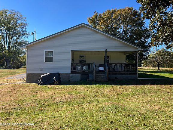 3rd image of 171 McCubbins Ln