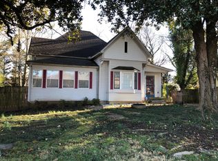 922 Chickamauga Ave, Knoxville, TN 37917