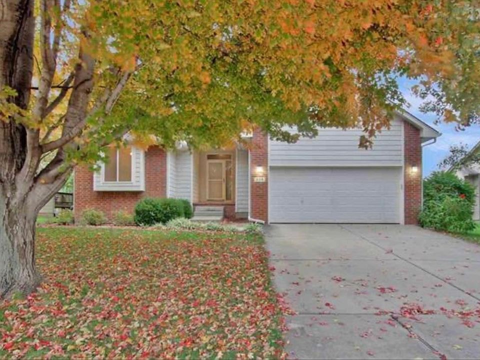 1st image of 328 N Oakmont Ct