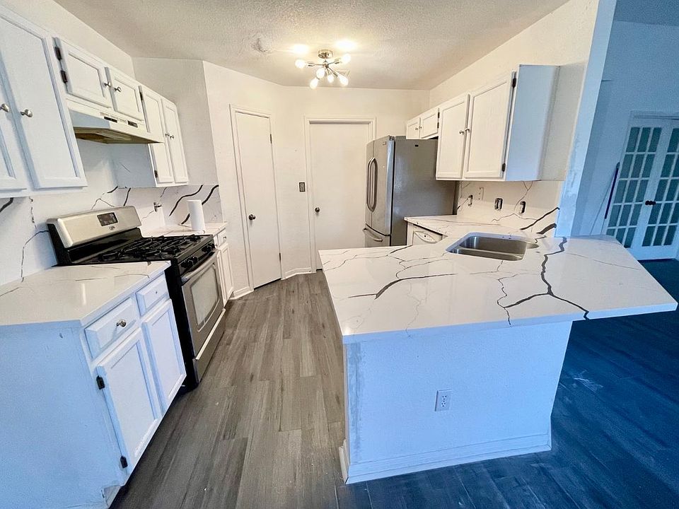 1st image of 1225 Hughmont Dr