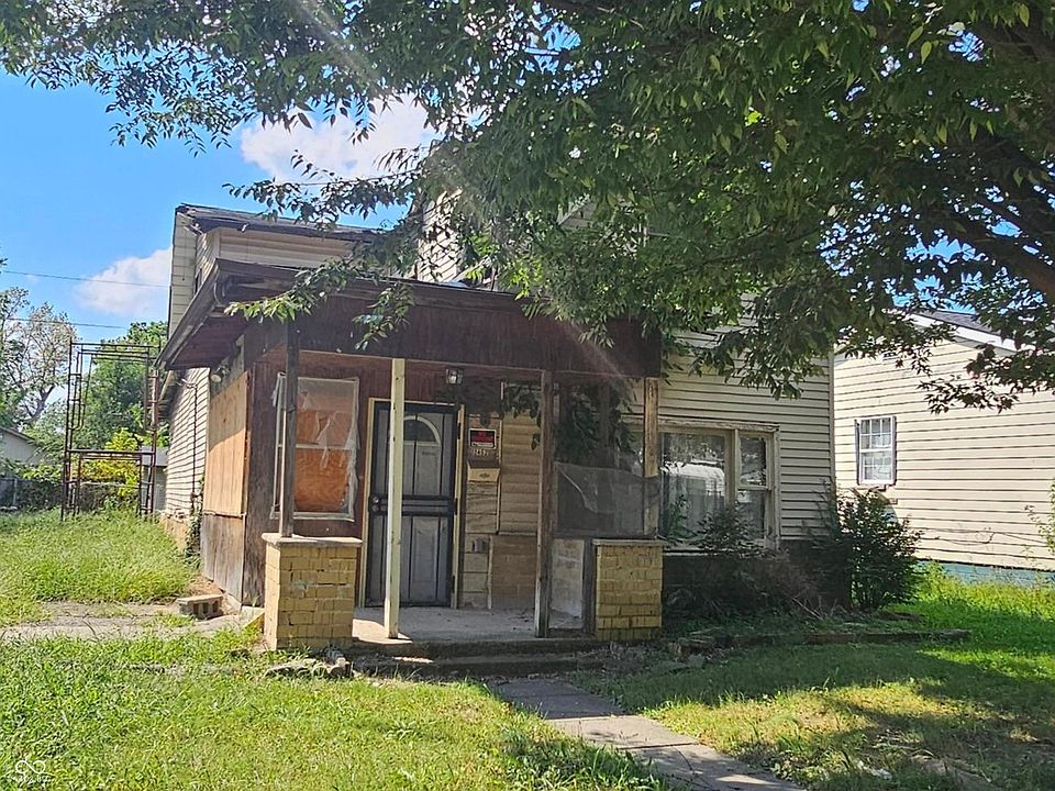 1st image of 2452 N Oxford St