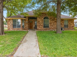 3501 Creststone Dr, Garland, TX 75040