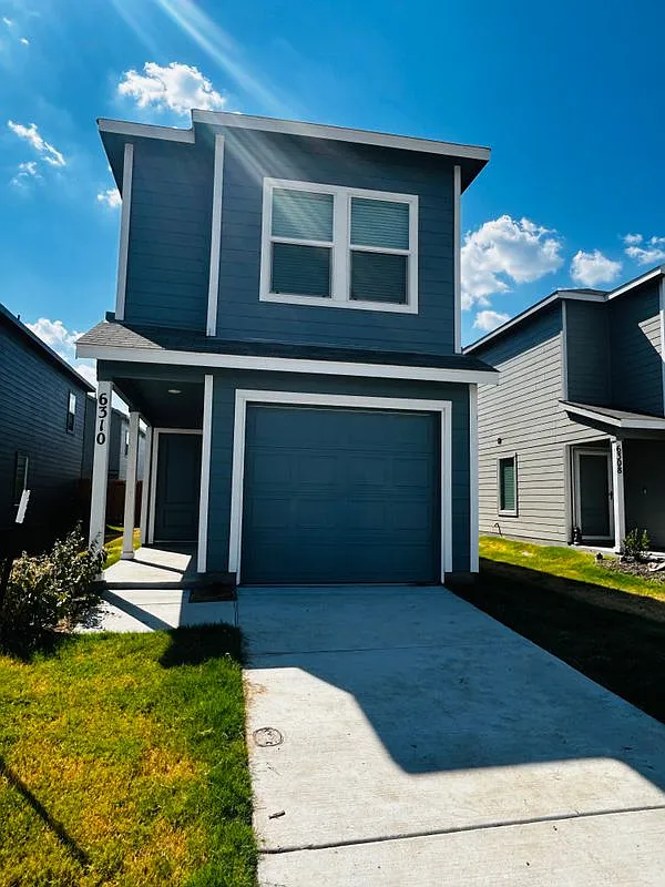 4 bed, 2.0 bath, 1535 sqft, $2,030 — Photo 2