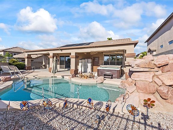 4th image of 517 Chance Cove Dr