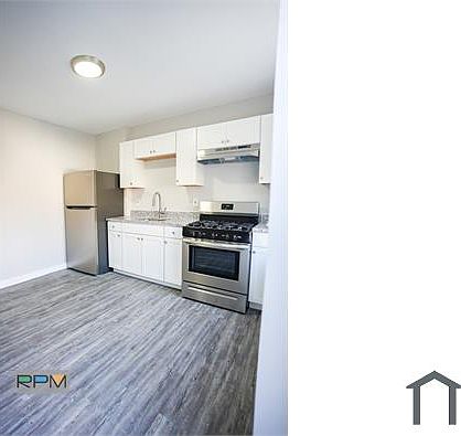 3rd image of 3126 Ravenwood Ave