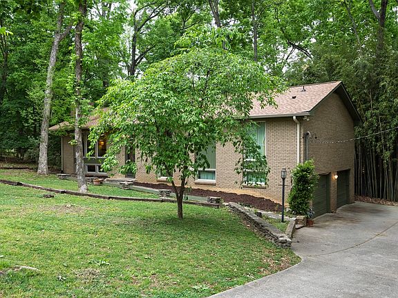 2nd image of 123 Trail East Dr