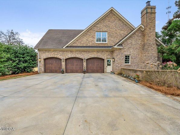114 Clearwater Plantation Dr, Macon, GA 31210