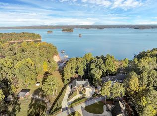 6095 Jim Crow Rd, Flowery Branch, GA 30542