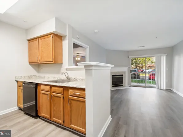 8961 Town Center Cir #1-103, Upper Marlboro, MD 20774