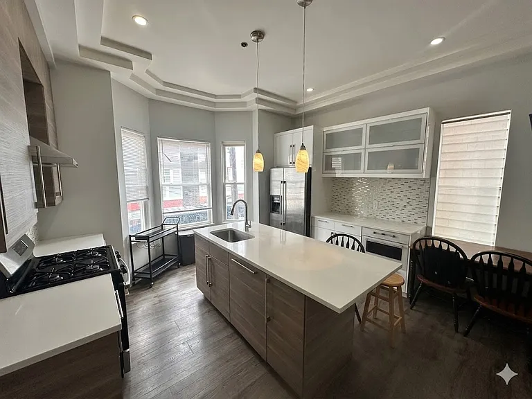24 Washburn St #2 — Photo 2