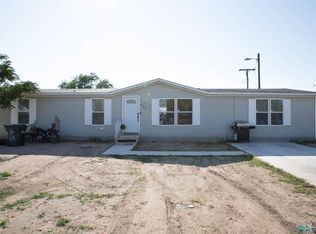 415 NE 1st St, Carlsbad, NM 88220