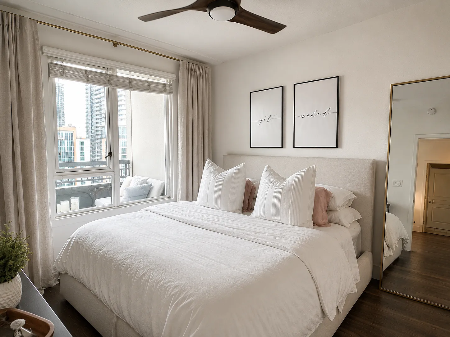 2 bed, 958 sqft, $3,875 — Photo 3