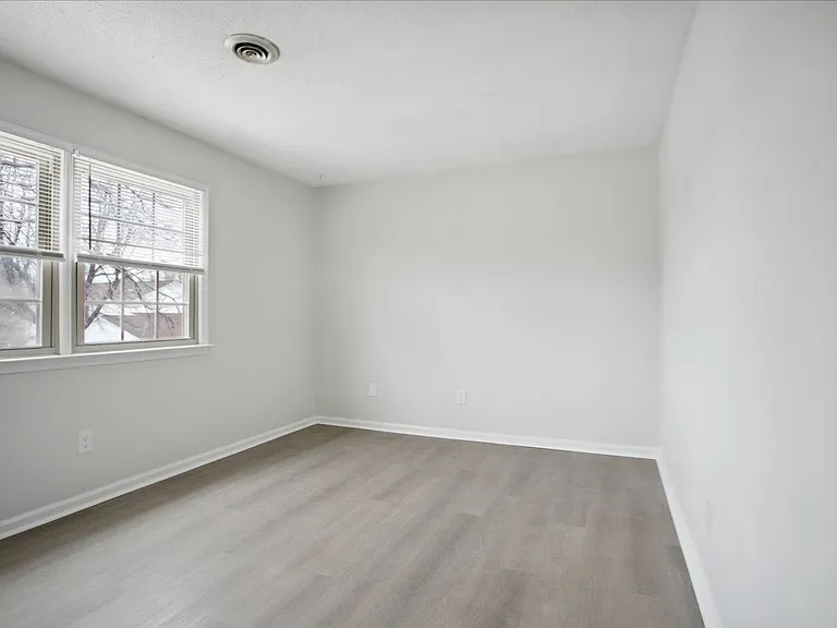 1 Sandpiper Ct — Photo 18