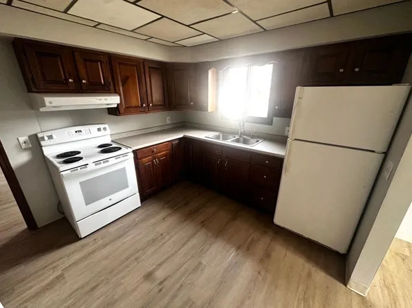 10 Thompson St #B, Concord, NH 03301