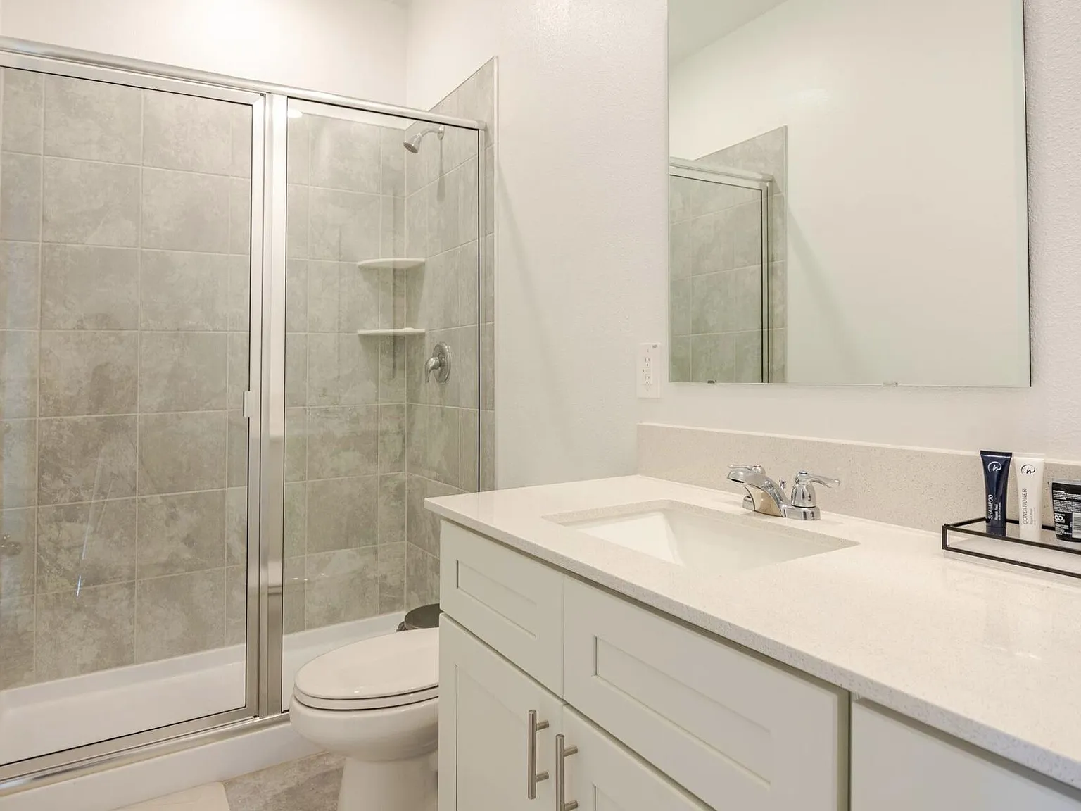 4 bed, 2.0 bath, 1709 sqft, $1,412 — Photo 4