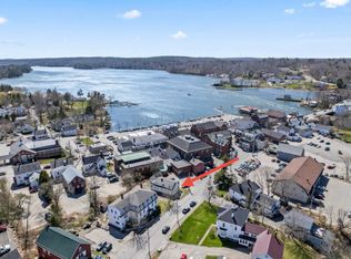 75 Elm St, Damariscotta, ME 04543