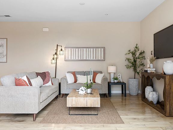 3rd image of 3650 5th Ave Unit 602