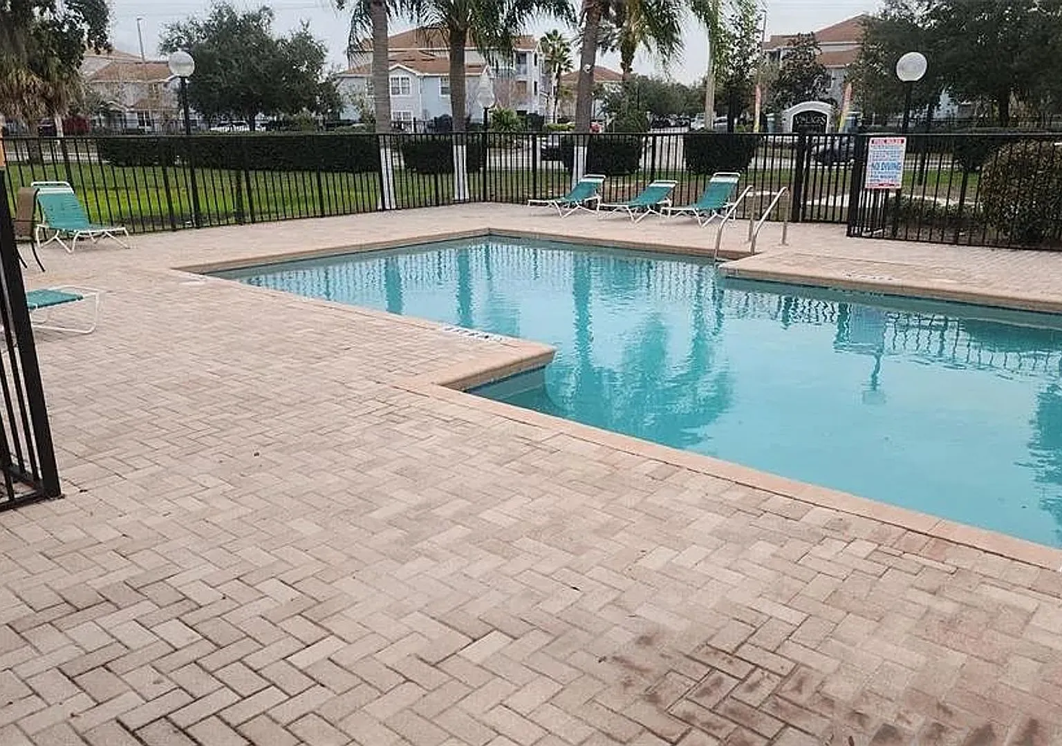 1 Bed / 1 Bath Condo in Venetian Place, East Orlando nr Airport — Photo 2