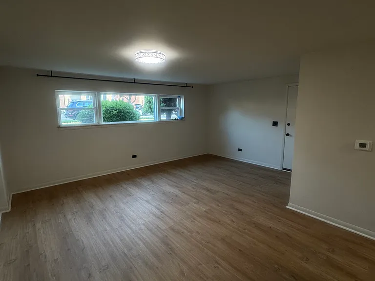 8536 W Berwyn Ave #G — Photo 2