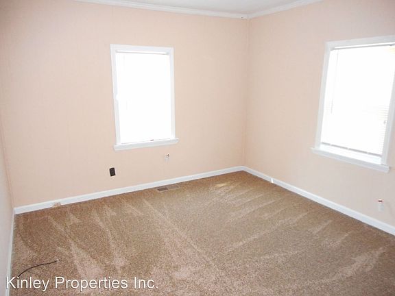 4th image of 2523 Eddington St