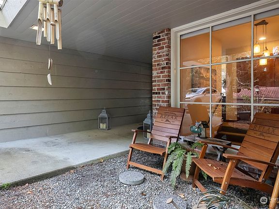 4th image of 1301 NW Swiftshore Court