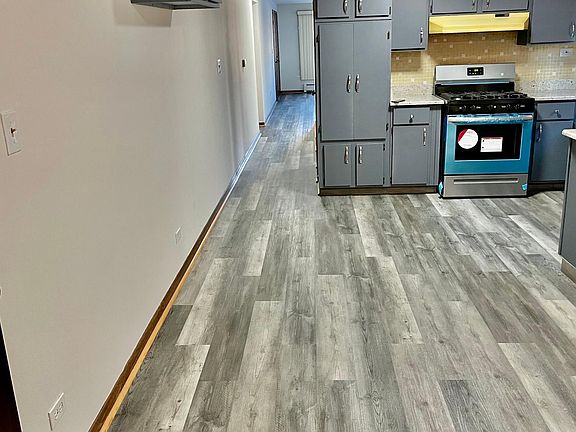 5th image of 2722 N 74th Ave #11
