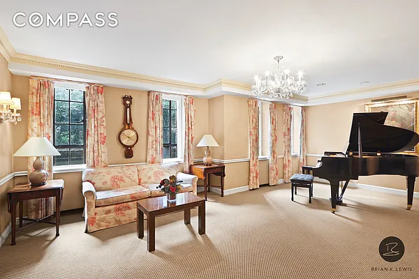 Rented by Douglas Elliman | media 19