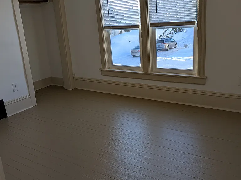 57594 Caledonia St — Photo 7
