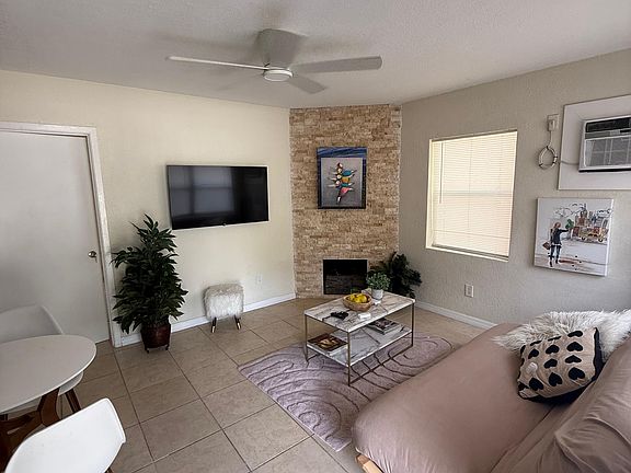 5th image of 120 W Princeton St #3-C
