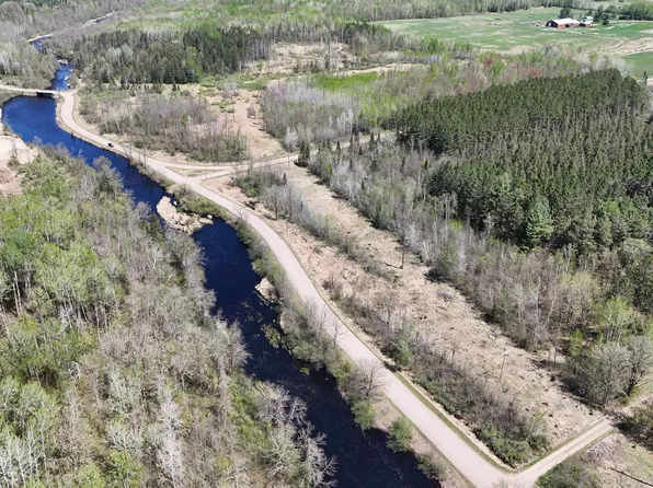 Minkkinen Rd, Kettle River, MN 55757