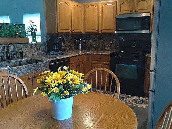 4th image of 2128 Meridian Springs Ln