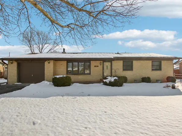 1445 Raymond Rd, Martinsville, IN 46151