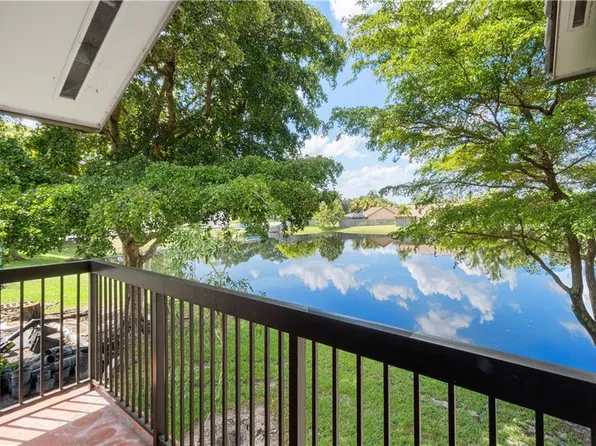 9995 Nob Hill Ct, Fort Lauderdale, FL