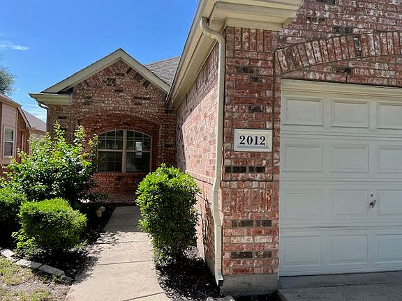 3rd image of 2012 Hopkins Dr