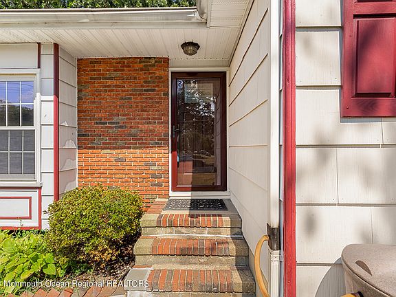 3rd image of 648 Longview Drive