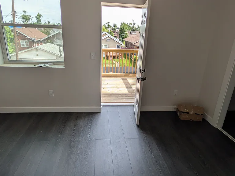 4725 McMillan Ave — Photo 16