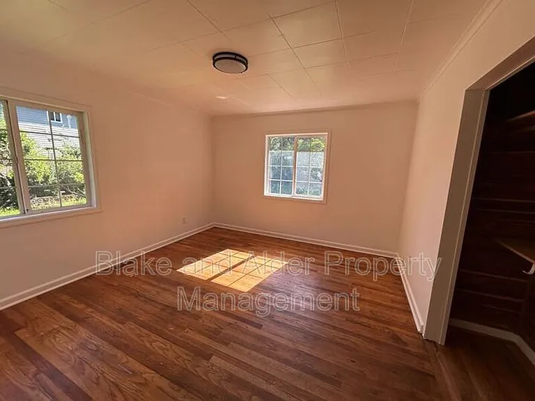198 NE 157th Ave — Photo 14