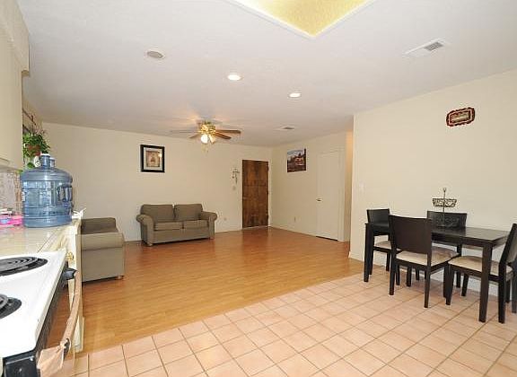 4th image of 3693-95 Myrtle Ave
